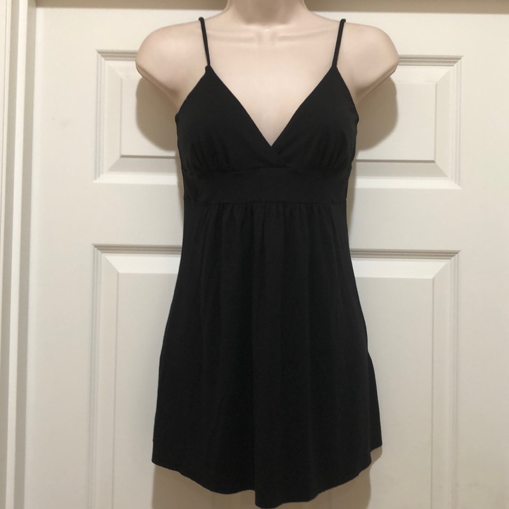 Like New Green Dragon Black Tunic Size S
